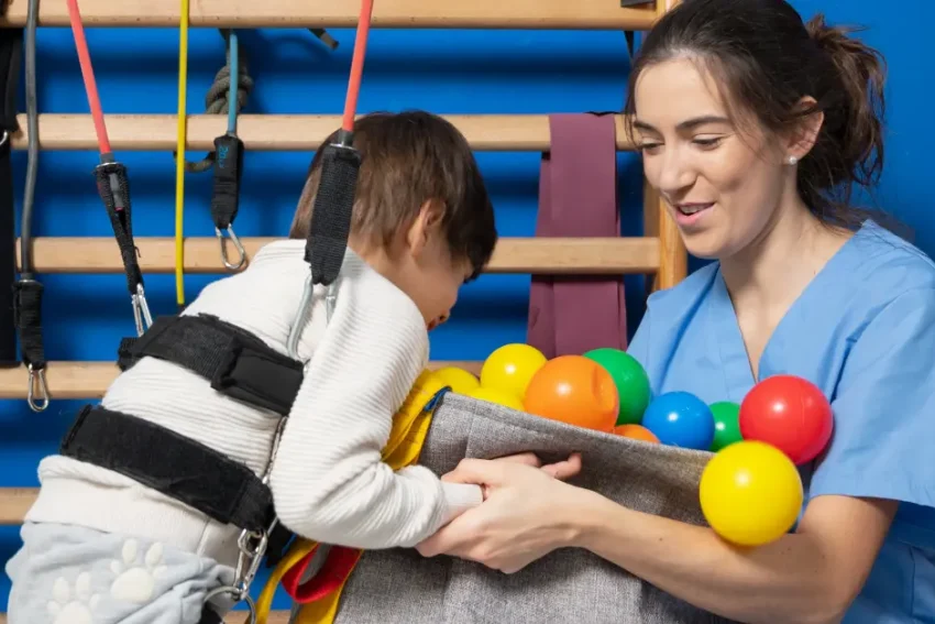 Image depicting treatment for Erb’s Palsy at our Chandigarh-based physiotherapy clinic"