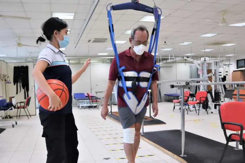 Image demonstrating Overhead Track Harness Therapy at our Chandigarh-based physiotherapy clinic